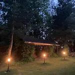 Pikkjaerve Puhkemaja *
