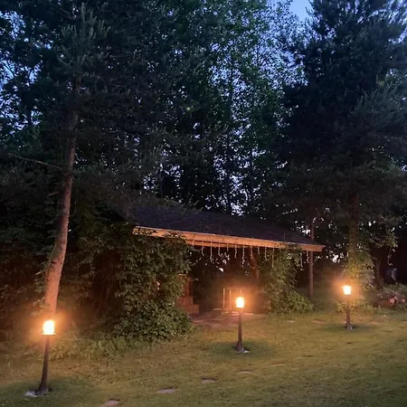 Pikkjaerve Puhkemaja *