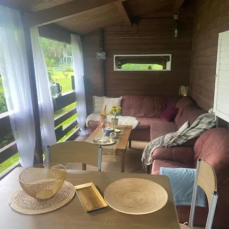 Pikkjaerve Puhkemaja Vikendica Tilsi